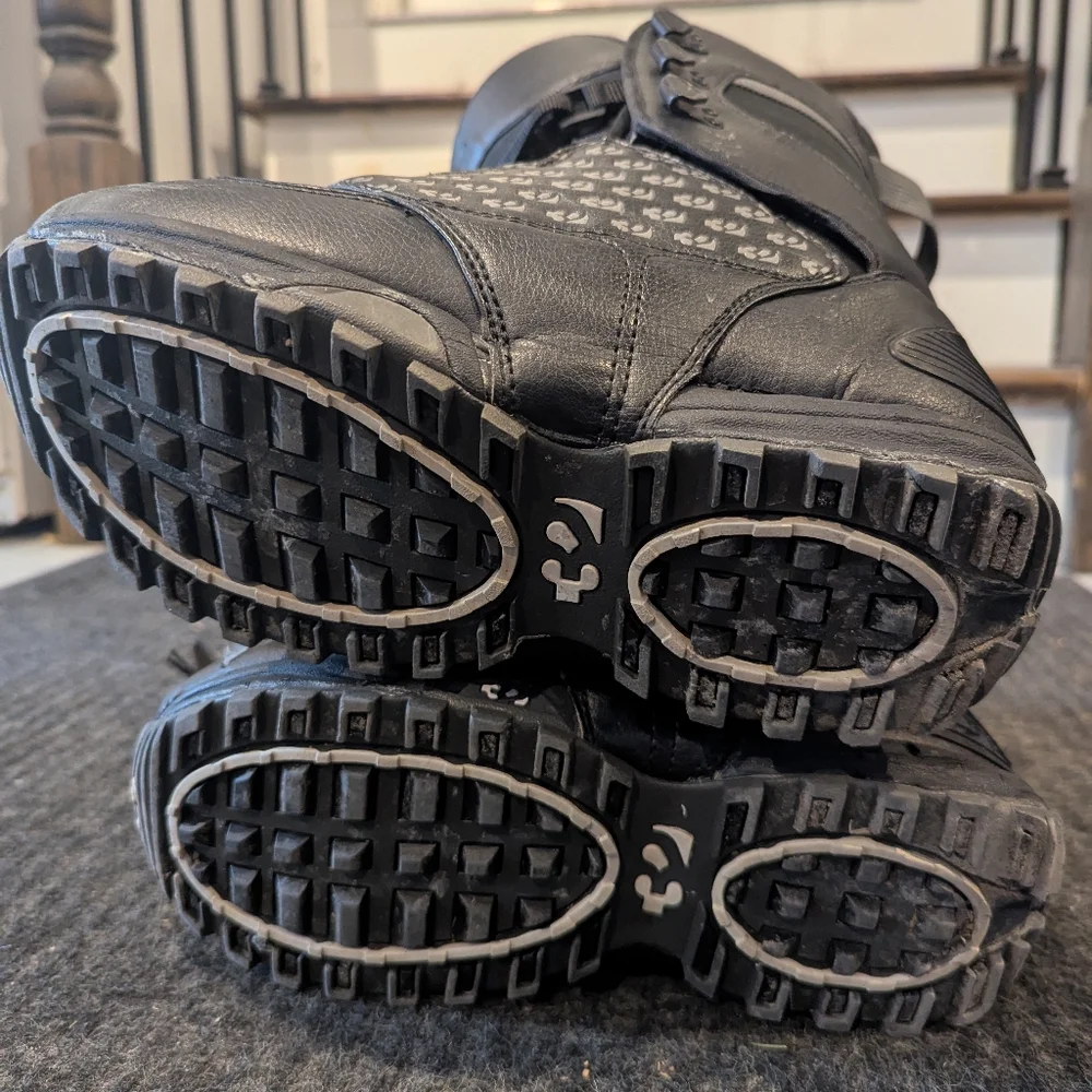 Thirty two leashed snowboarding boots - Picture 12 of 13